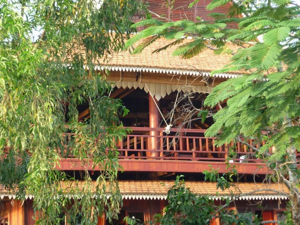 Terres Rouges Lodge Banlung Exterior foto